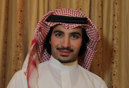 الشاعر سمو الأمير طلال بن سلطان آل سعود يرفض الفيديو الكليب